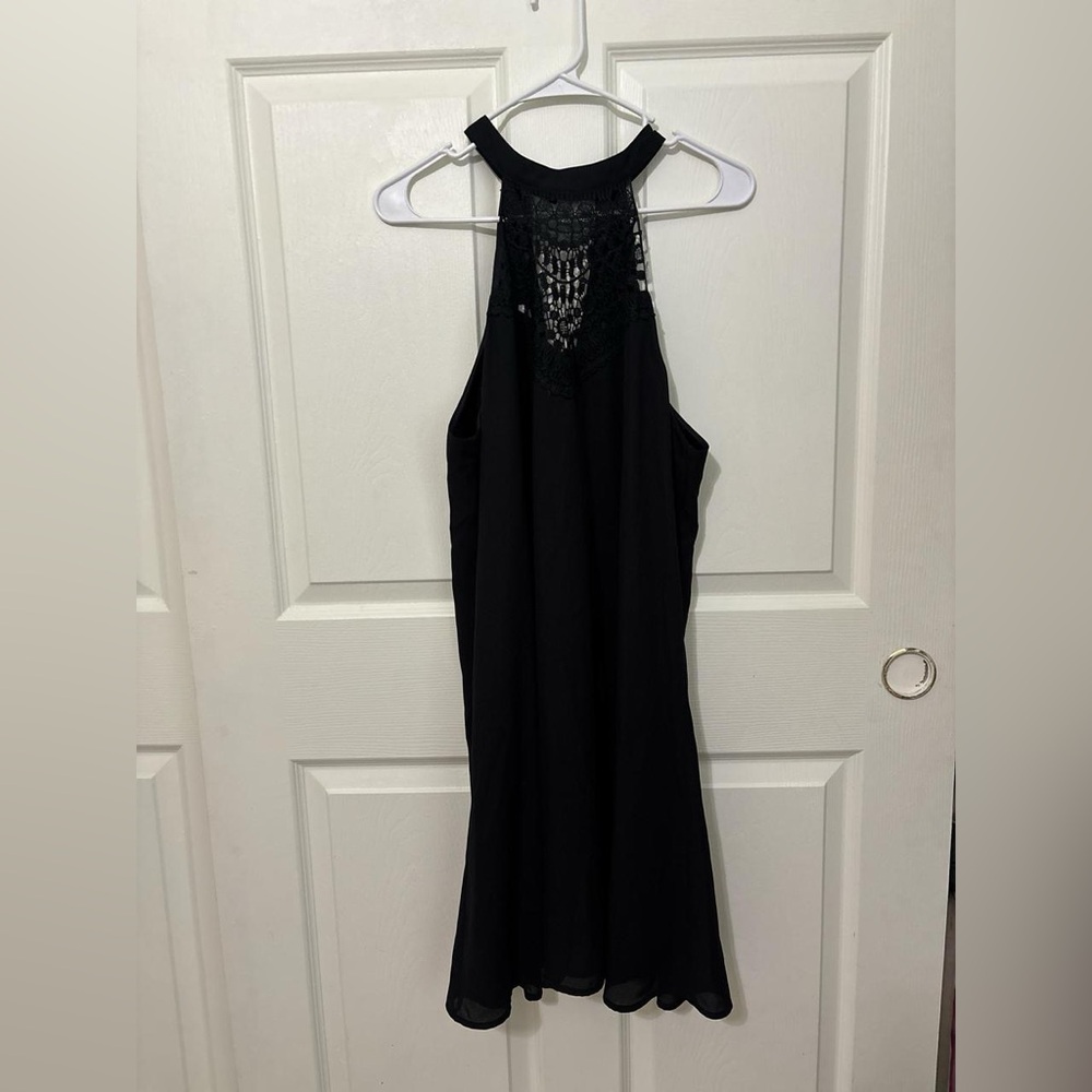 Elegant Black Halter Dress with Lace Detail